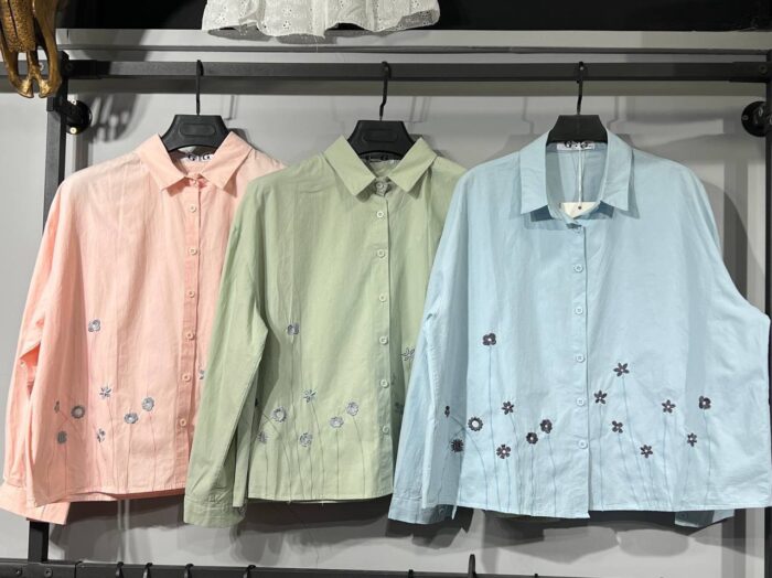 شومیز کوتاه گلدوزی شده