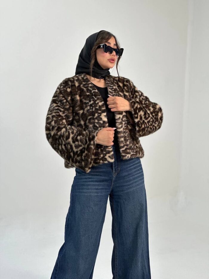 کراپ کت پوست پلنگی