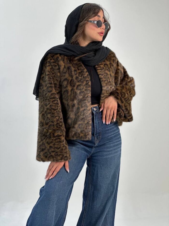 کراپ کت پوست پلنگی