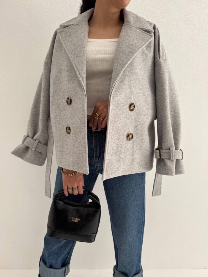 پالتو چهار دکمه