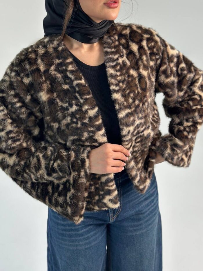 کراپ کت پوست پلنگی