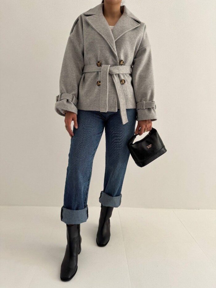 پالتو چهار دکمه